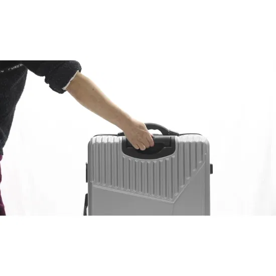 Прочный чемодан на колесиках из жесткого АБС-пластика с вращающимися колесами